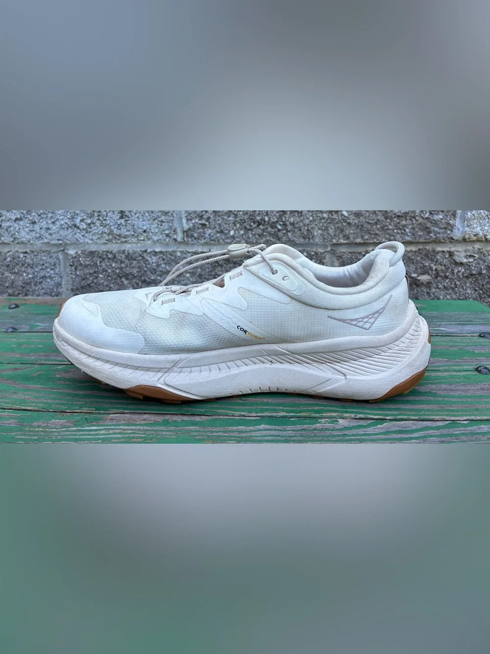HOKA Womens Transport Running Walking Shoes Sneakers Eggnog Sz 10 B Vibram